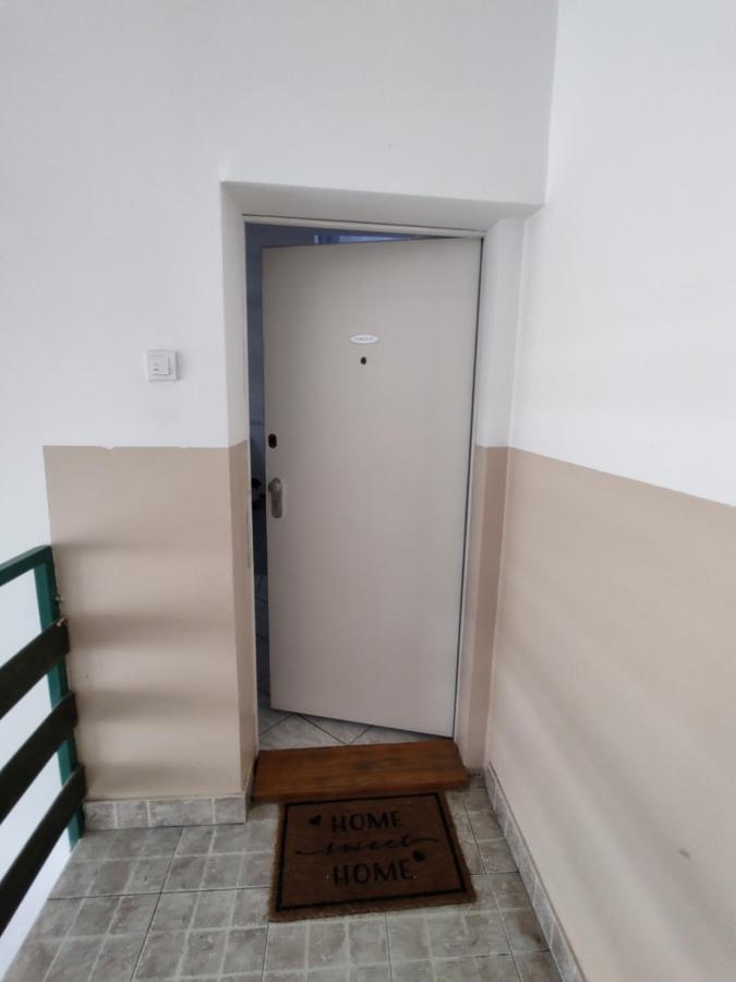 Twowheels Apartment - Apartment With Bicycles Novi Sad Exterior photo